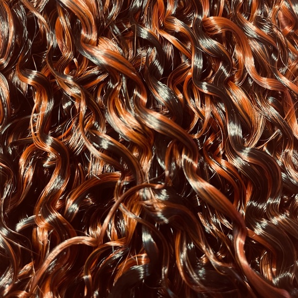 Stream Curl Synthetic Hair - Picture 2 of 2